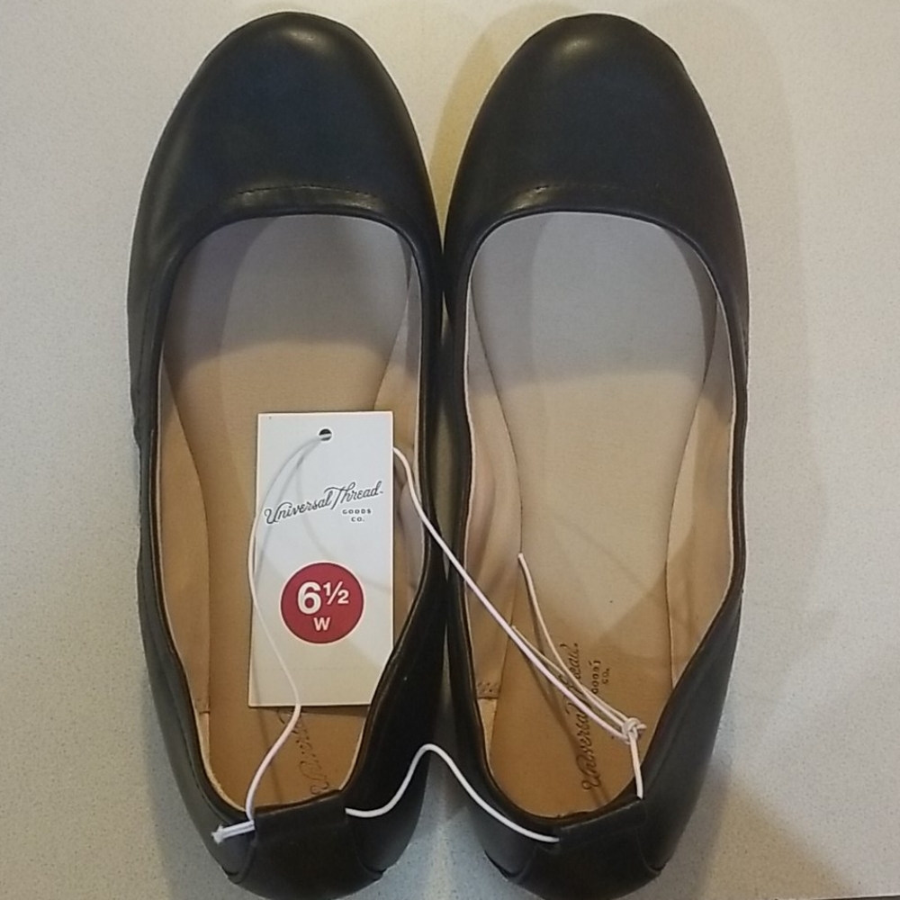 Women's flats